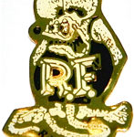 Rat Fink black/gold-pin